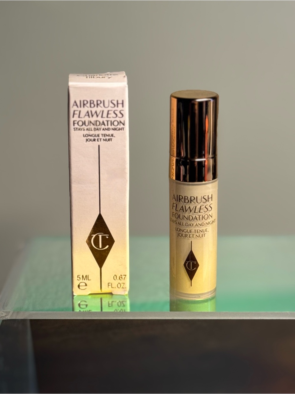 Charlotte Tilbury Airbrush Flawless Foundation 4 neutral 5ml